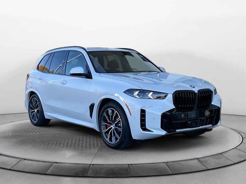 2026 BMW X5 50e's photo