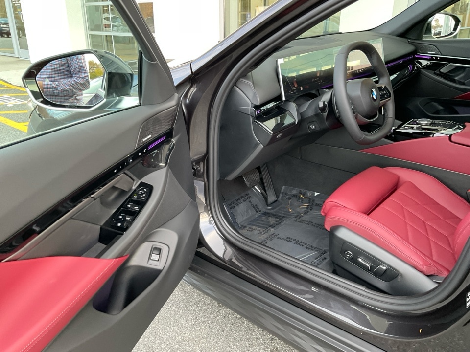2026 BMW 5 Series 530i - Photo 30