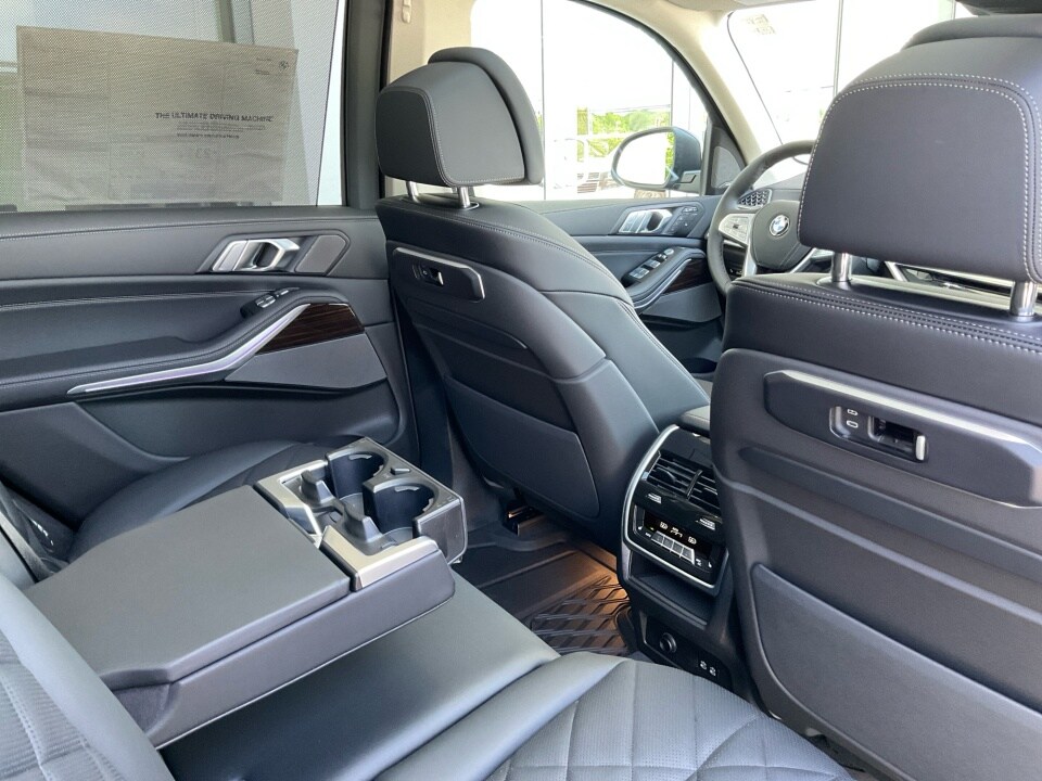 2026 BMW X7 40i - Photo 29