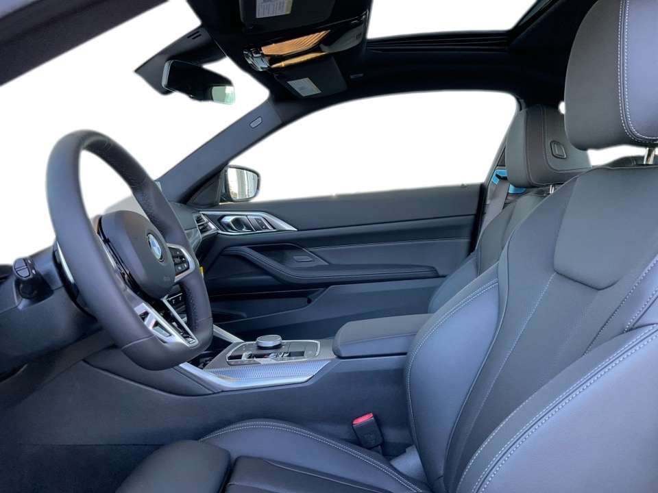 2026 BMW 4 Series 430i - Photo 8