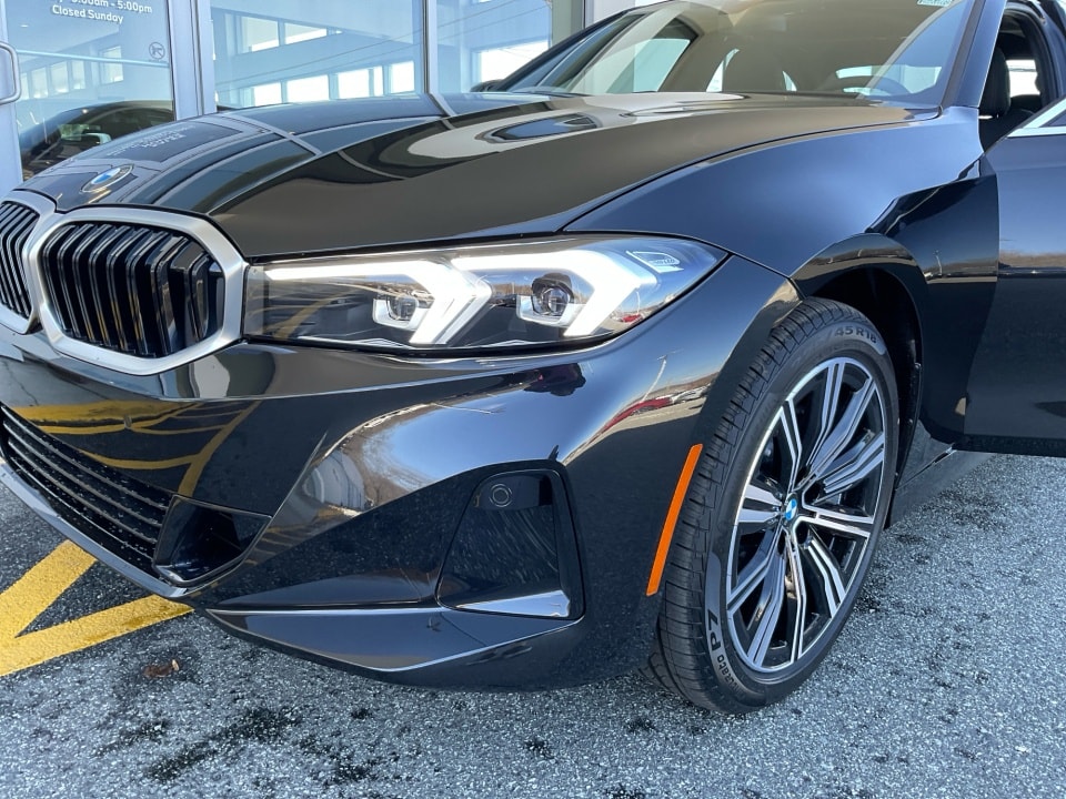 2026 BMW 3 Series 330i - Photo 26
