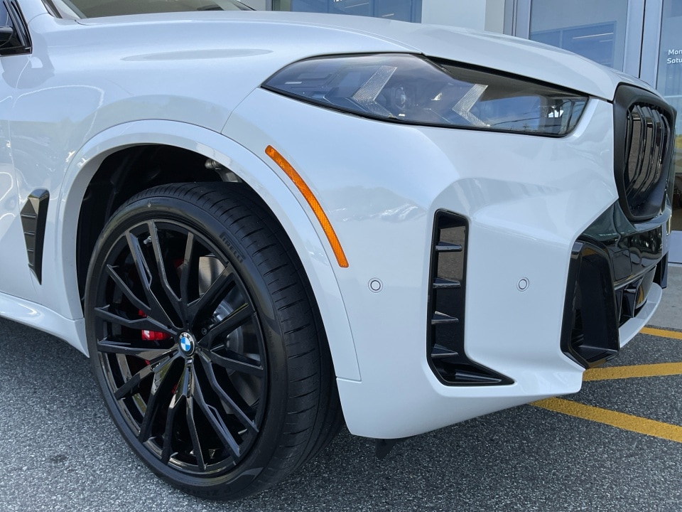 2026 BMW X5 M60i - Photo 24
