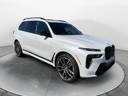 2025 BMW X7 M60i SUV