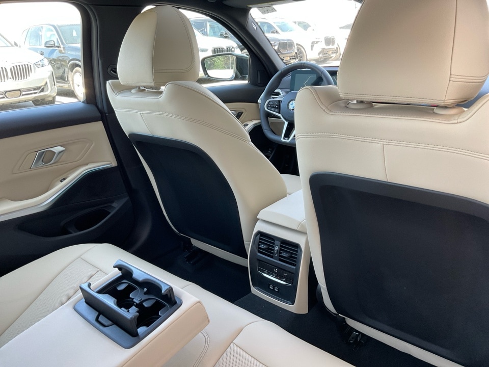 2026 BMW 3 Series 330i - Photo 29
