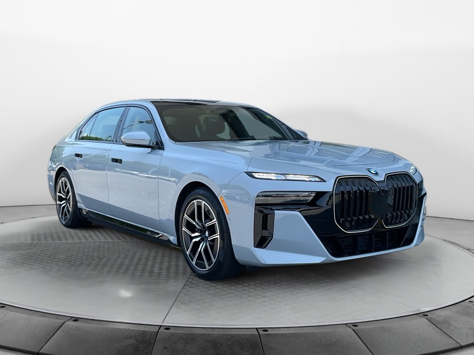 2024 BMW i7 eDrive50's photo