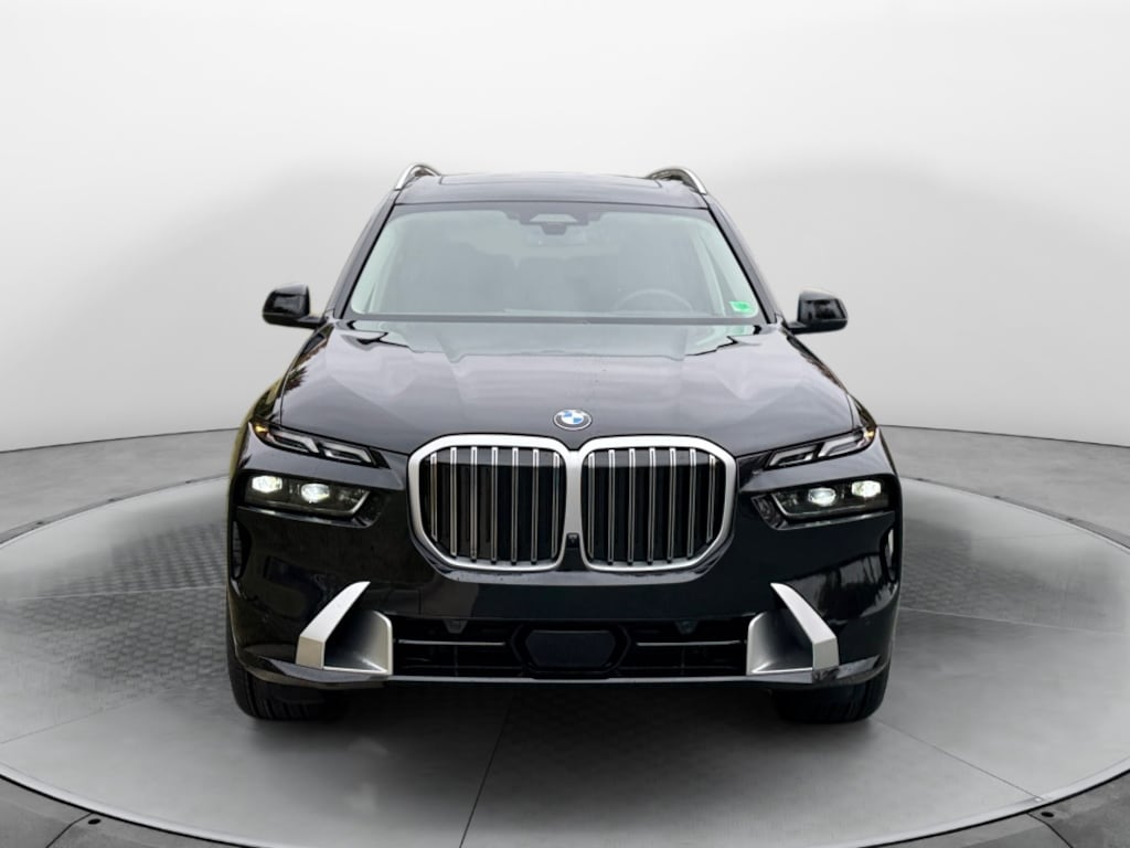 New 2026 BMW X7 xDrive40i SUV