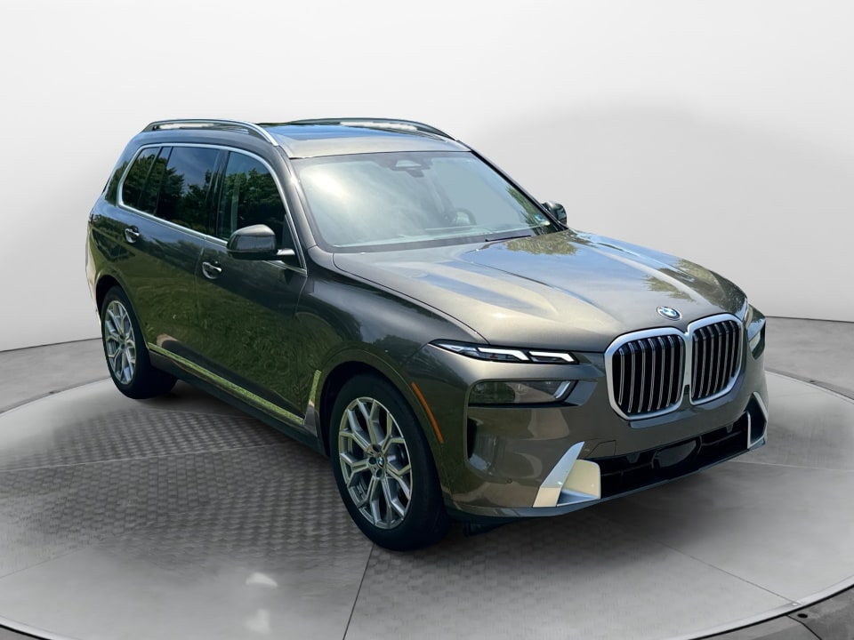 2026 BMW X7 xDrive40i's photo