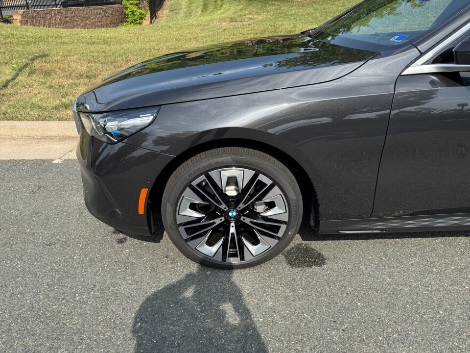 2027 BMW 5 Series 530i - Photo 27