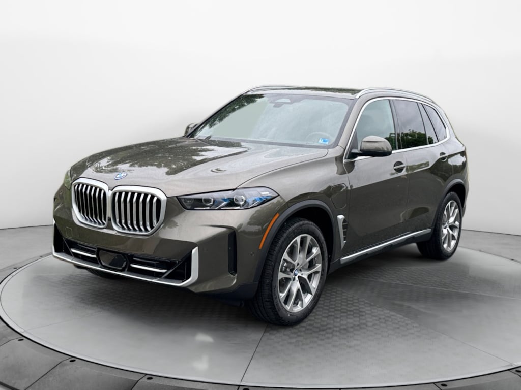 New 2026 BMW X5 PHEV xDrive50e SUV