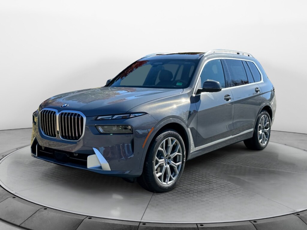New 2026 BMW X7 xDrive40i SUV