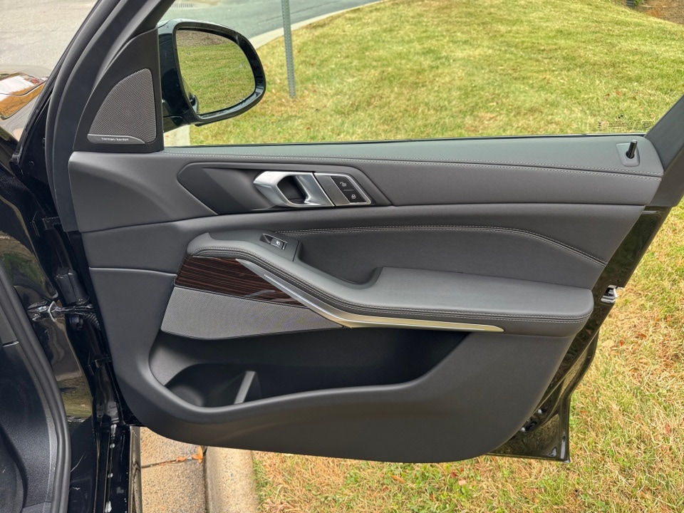 2026 BMW X5 50e - Photo 31