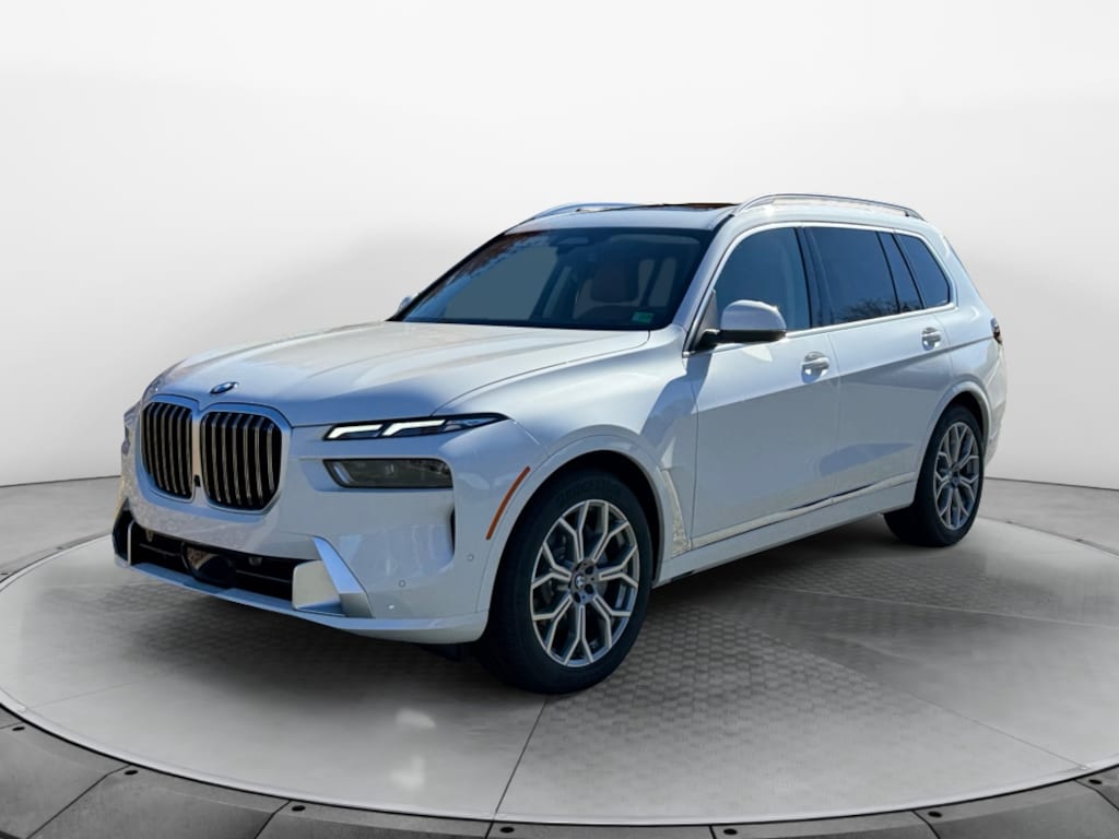 New 2026 BMW X7 xDrive40i SUV