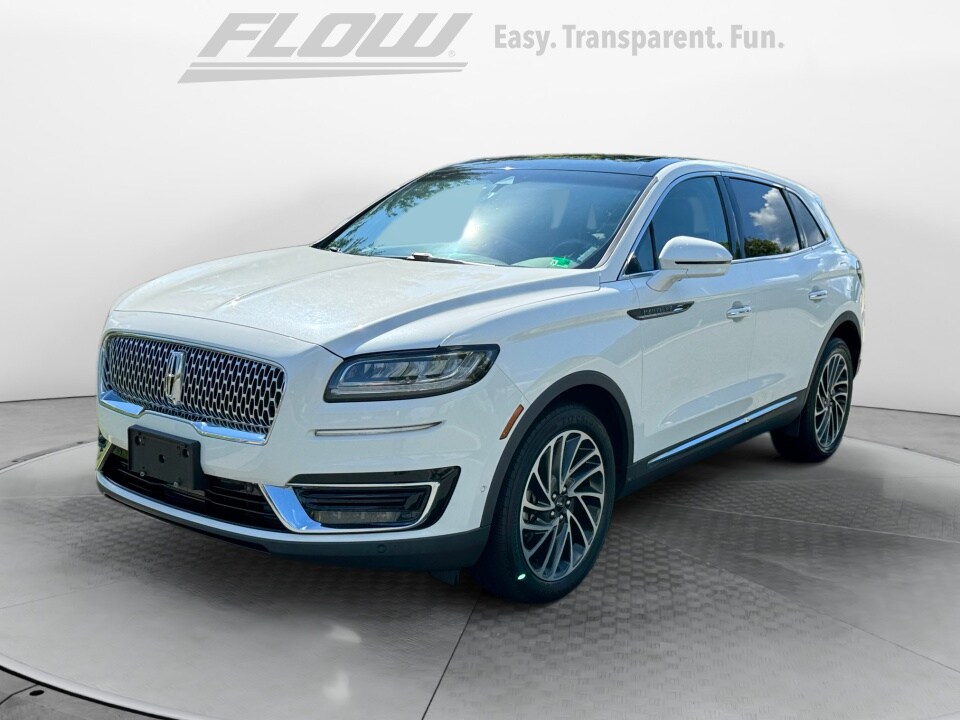 2020 Lincoln Nautilus Reserve photo 3