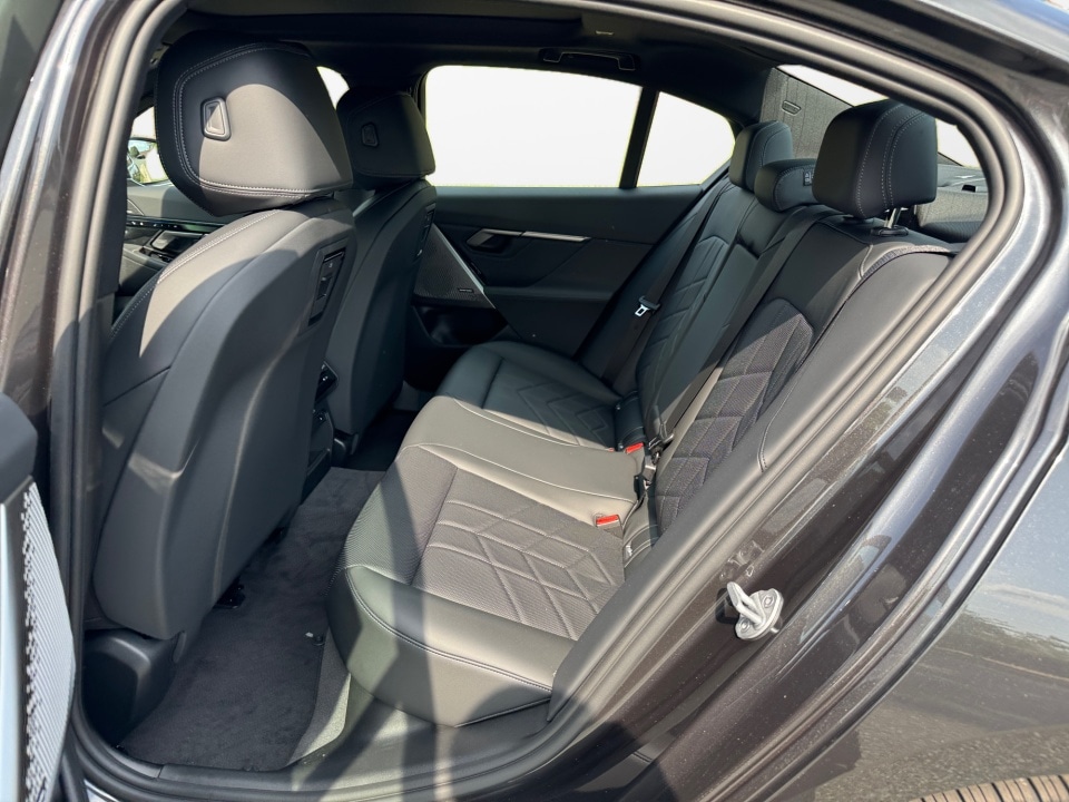 2027 BMW 5 Series 530i - Photo 13