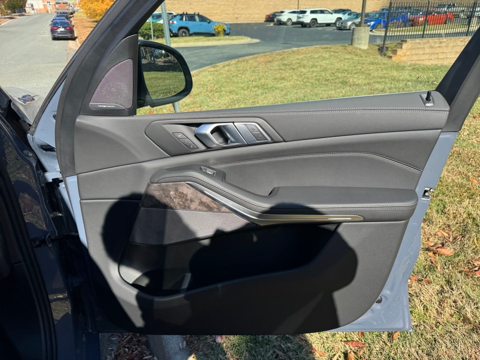 2026 BMW X7 40i - Photo 30