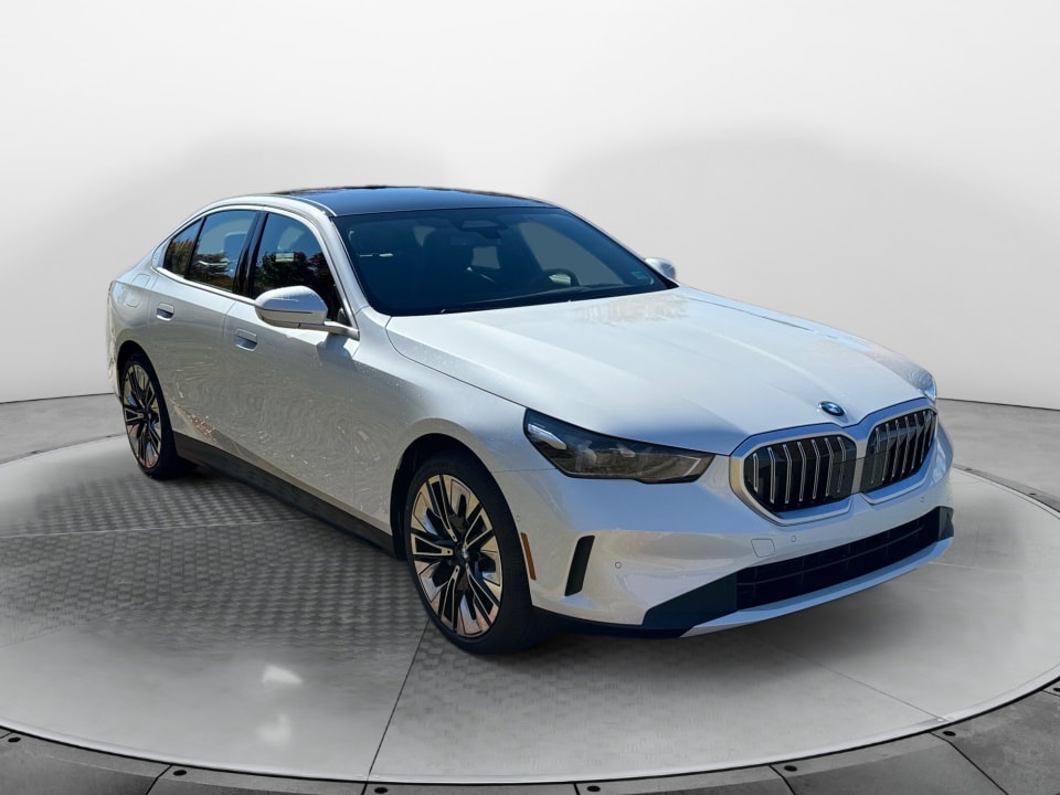 2026 BMW 5 Series 530i's photo