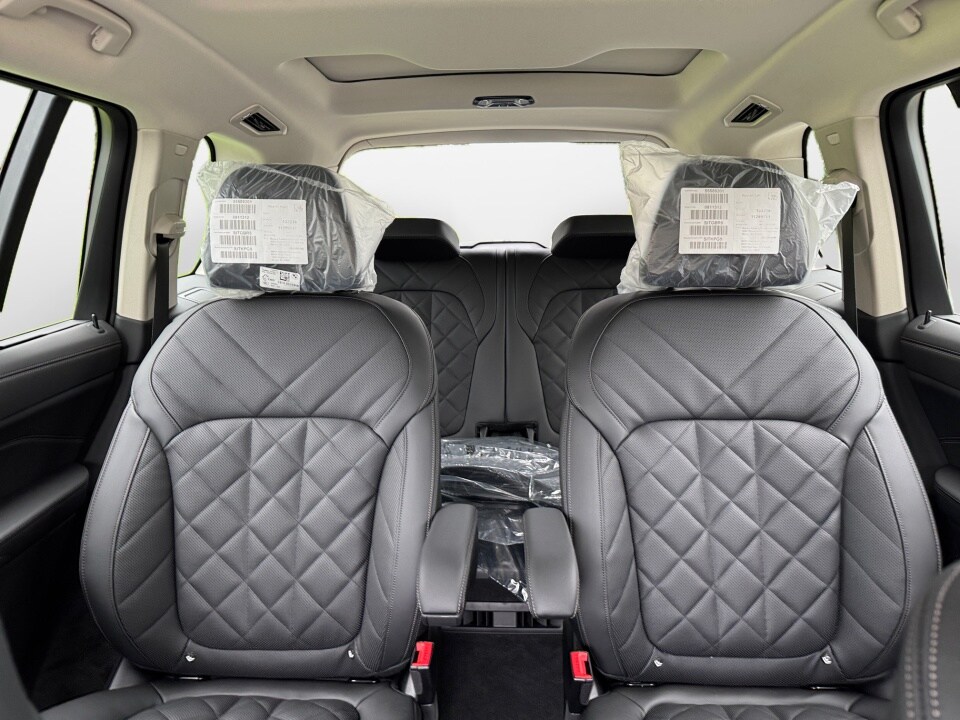 2026 BMW X7 40i - Photo 12