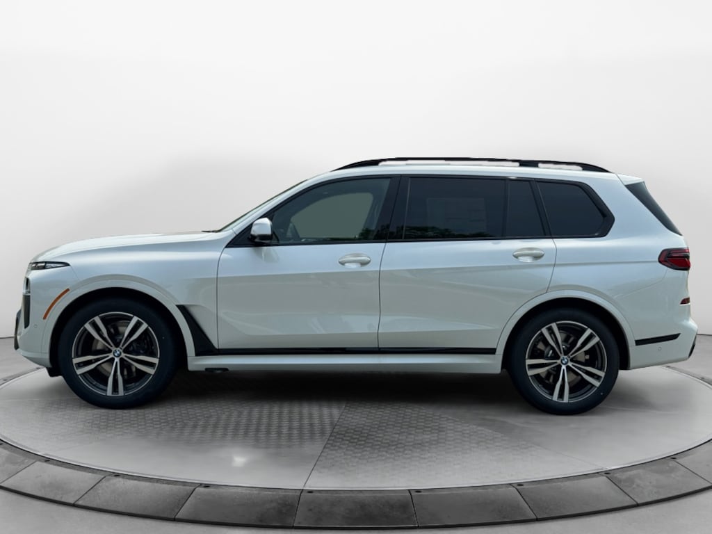 New 2027 BMW X7 xDrive40i SUV