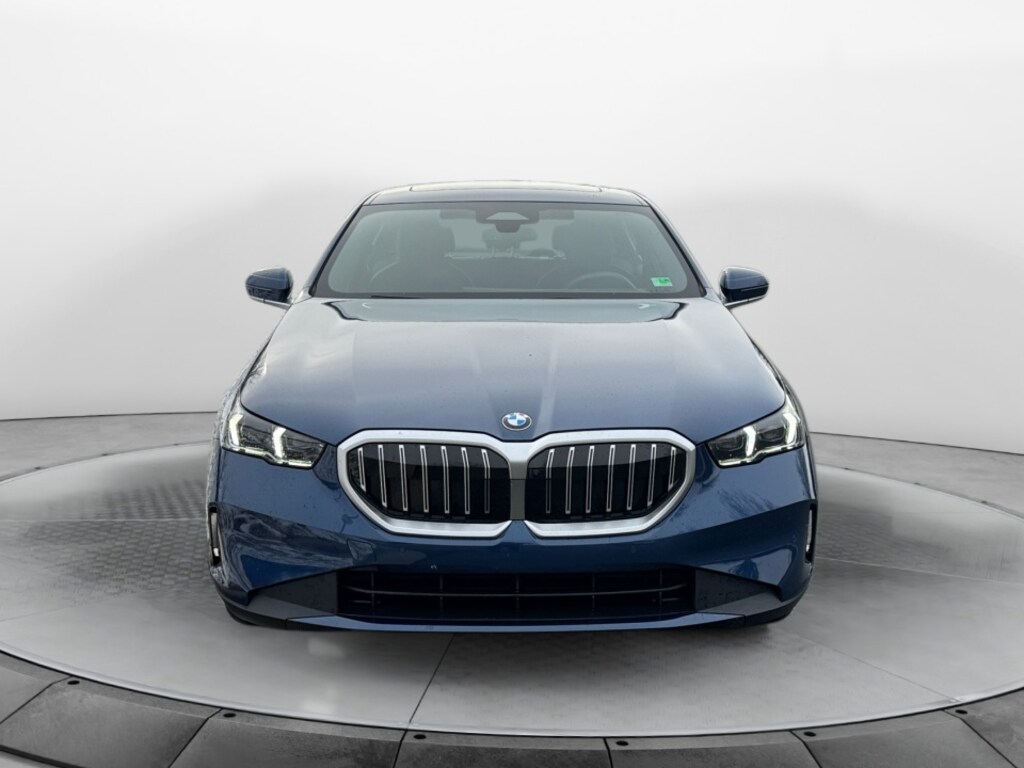 Used 2025 BMW 530i xDrive Sedan