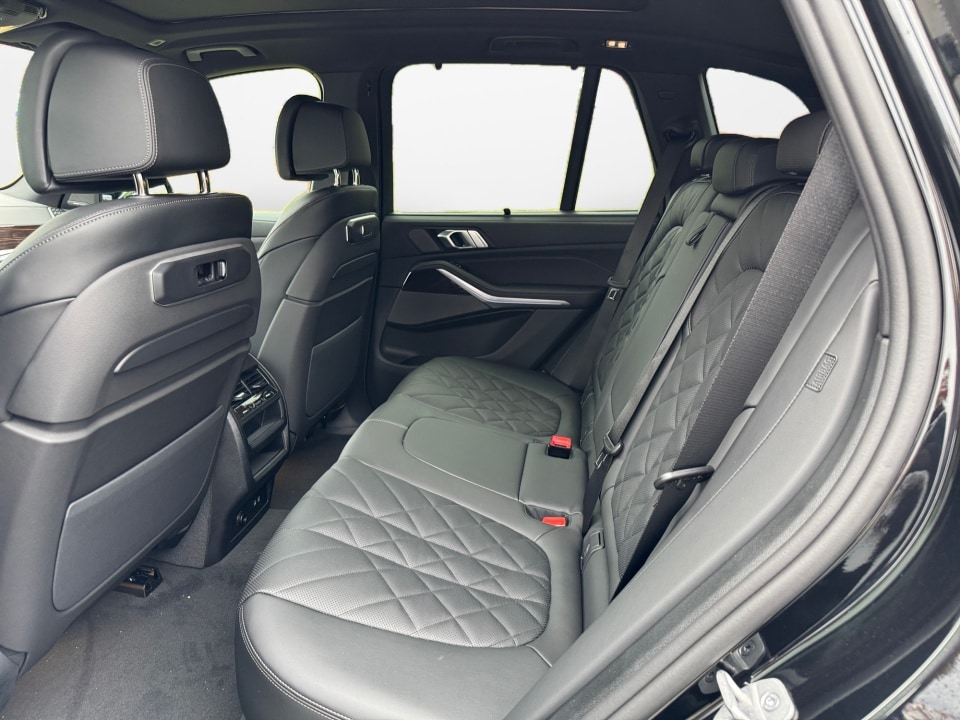 2026 BMW X5 50e - Photo 13