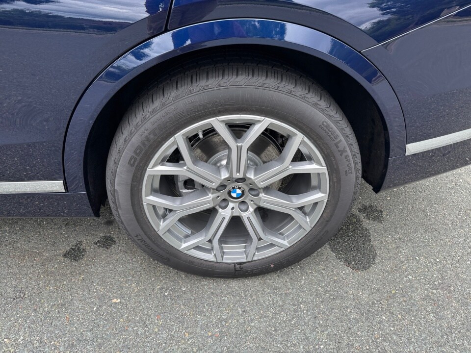 2026 BMW X7 40i - Photo 22