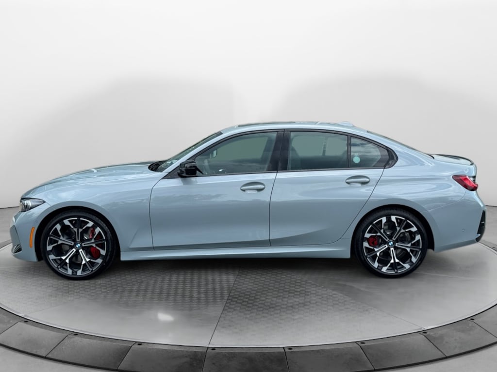 New 2026 BMW 330i xDrive Sedan