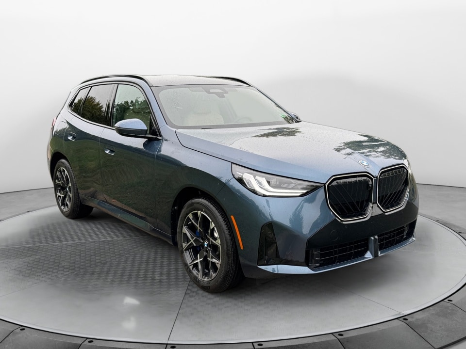 2026 BMW X3 30's photo