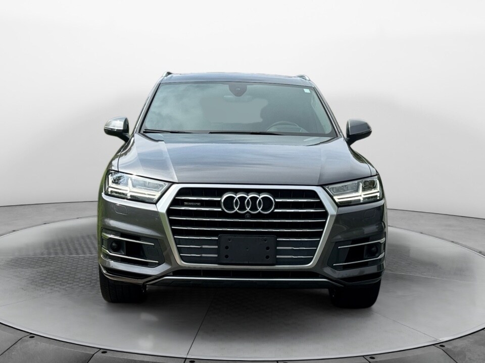 2019 Audi Q7 55 Premium photo 2