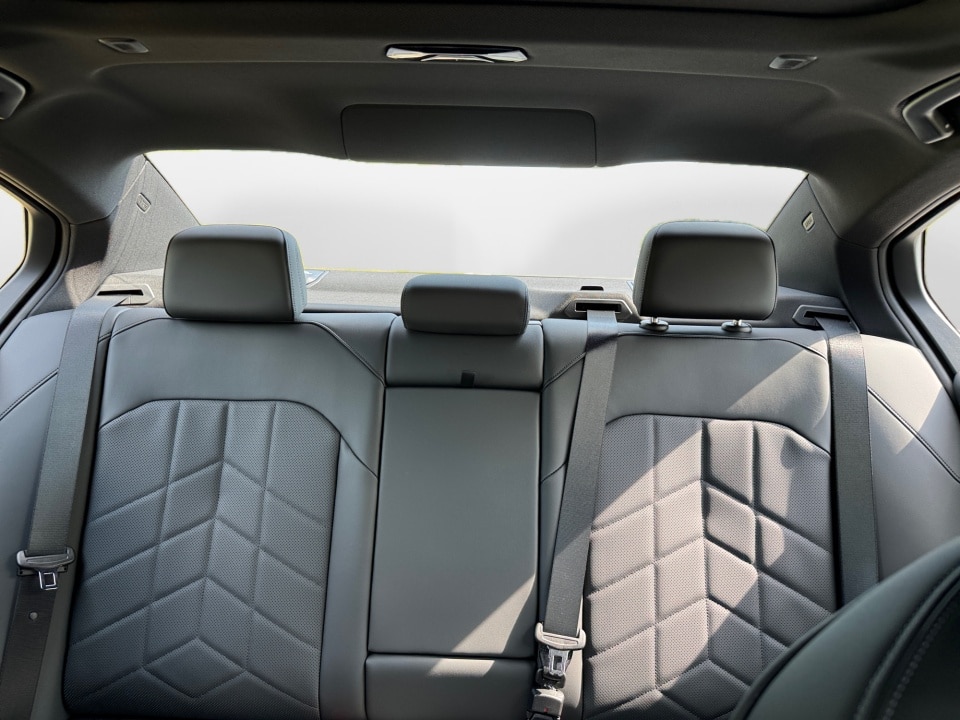 2027 BMW 5 Series 530i - Photo 12