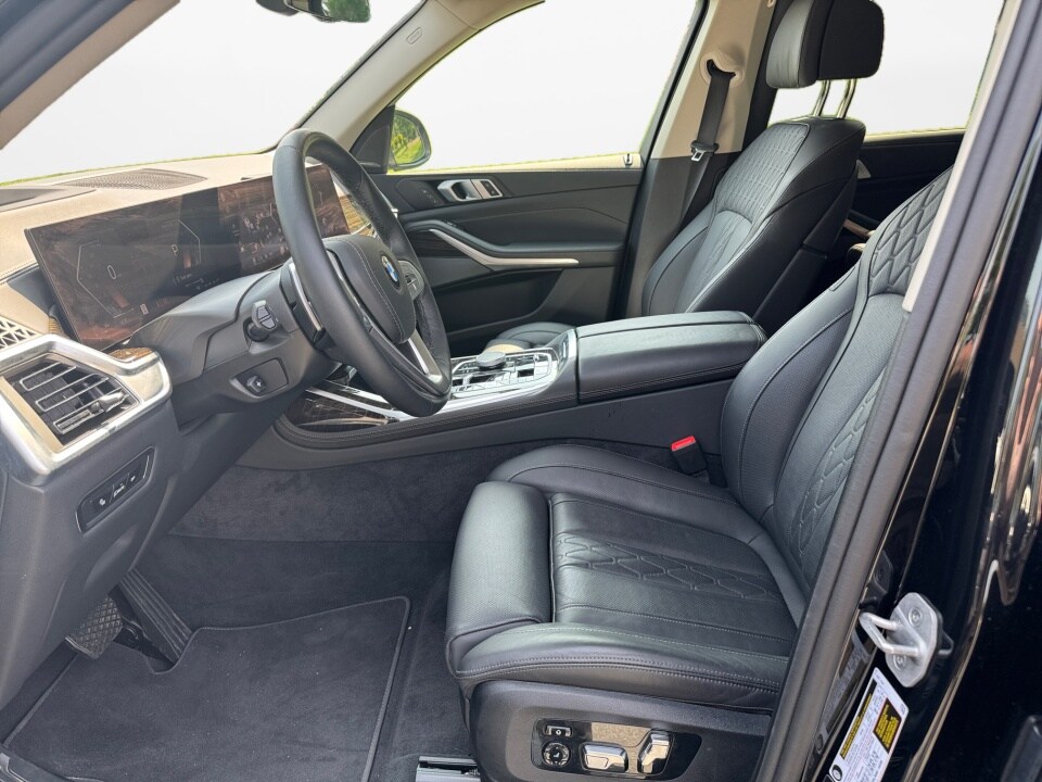 2025 Bmw X7 xDrive40i photo 3