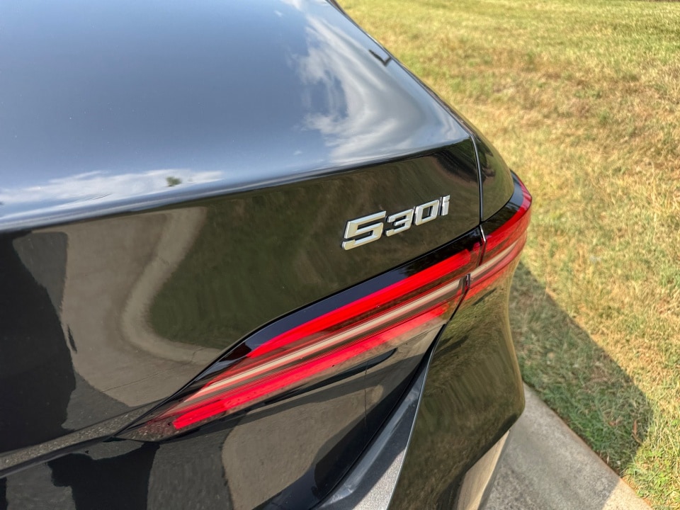 2027 BMW 5 Series 530i - Photo 15