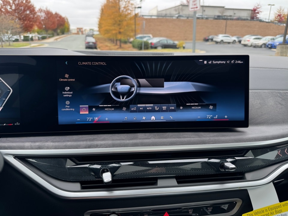 2026 BMW X7 40i - Photo 18