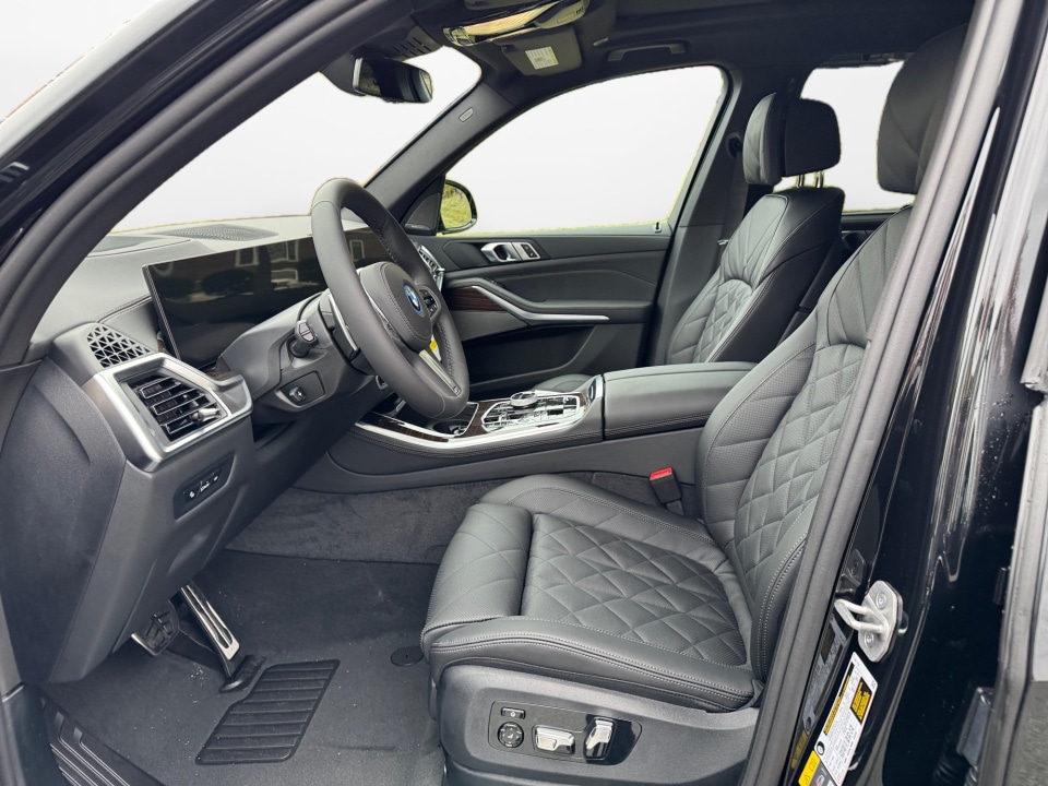 2026 BMW X5 50e - Photo 9