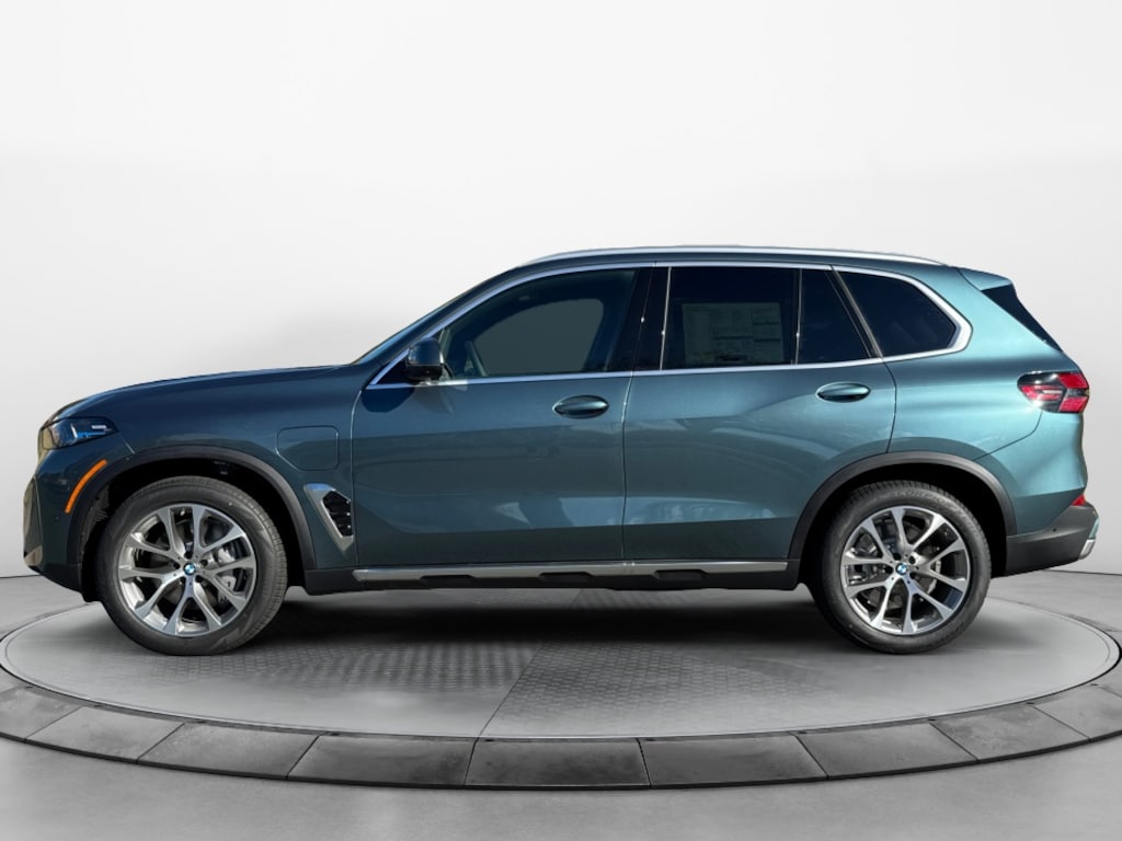 New 2026 BMW X5 PHEV xDrive50e SUV
