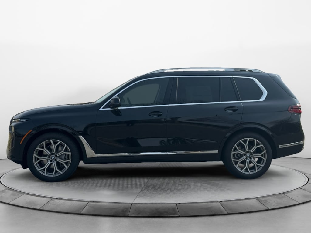 New 2026 BMW X7 xDrive40i SUV