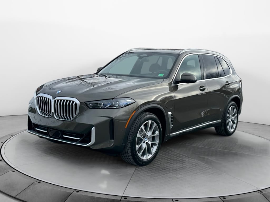 New 2026 BMW X5 PHEV xDrive50e SUV