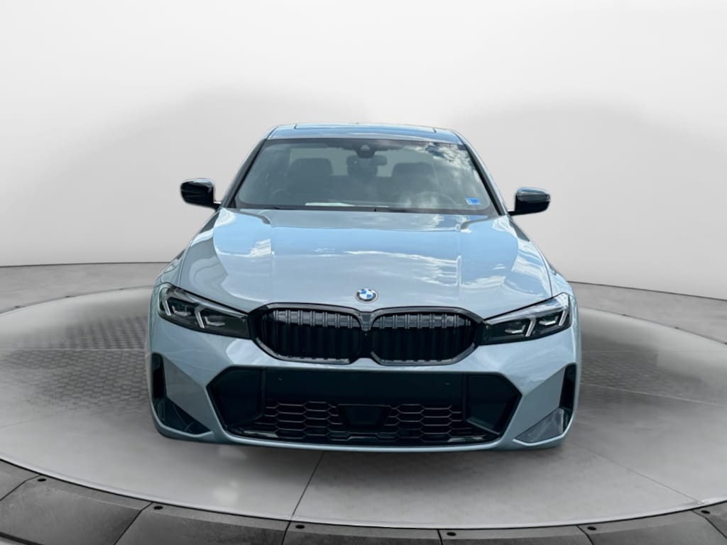 New 2026 BMW 330i xDrive Sedan