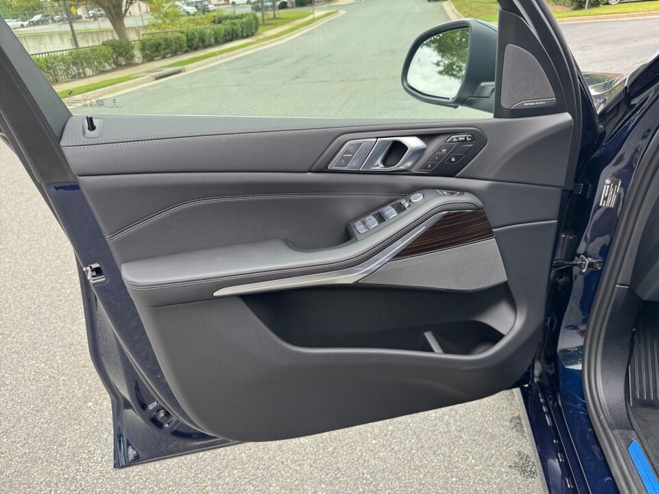 2026 BMW X7 40i - Photo 32