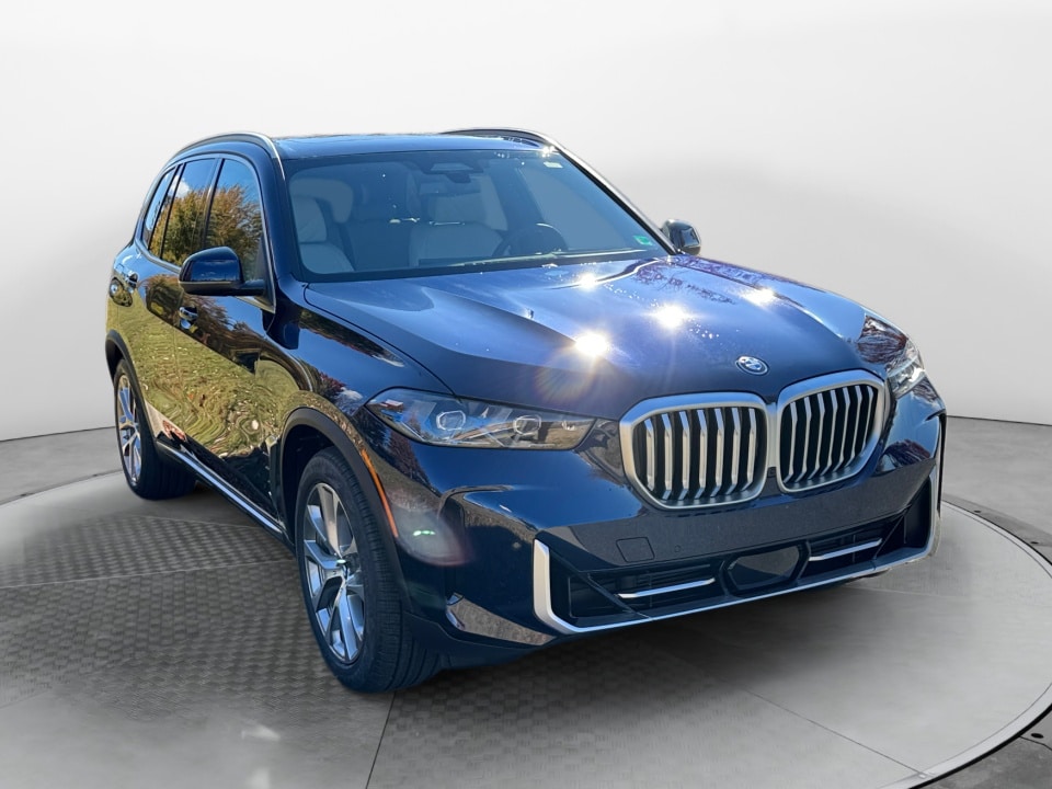 2026 BMW X5 50e's photo