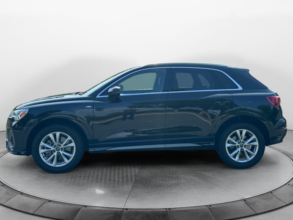 Used 2024 Audi Q3 45 S line Premium SUV