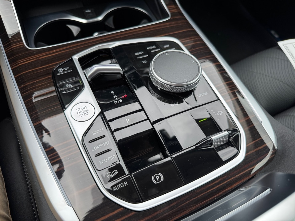 2026 BMW X7 40i - Photo 20