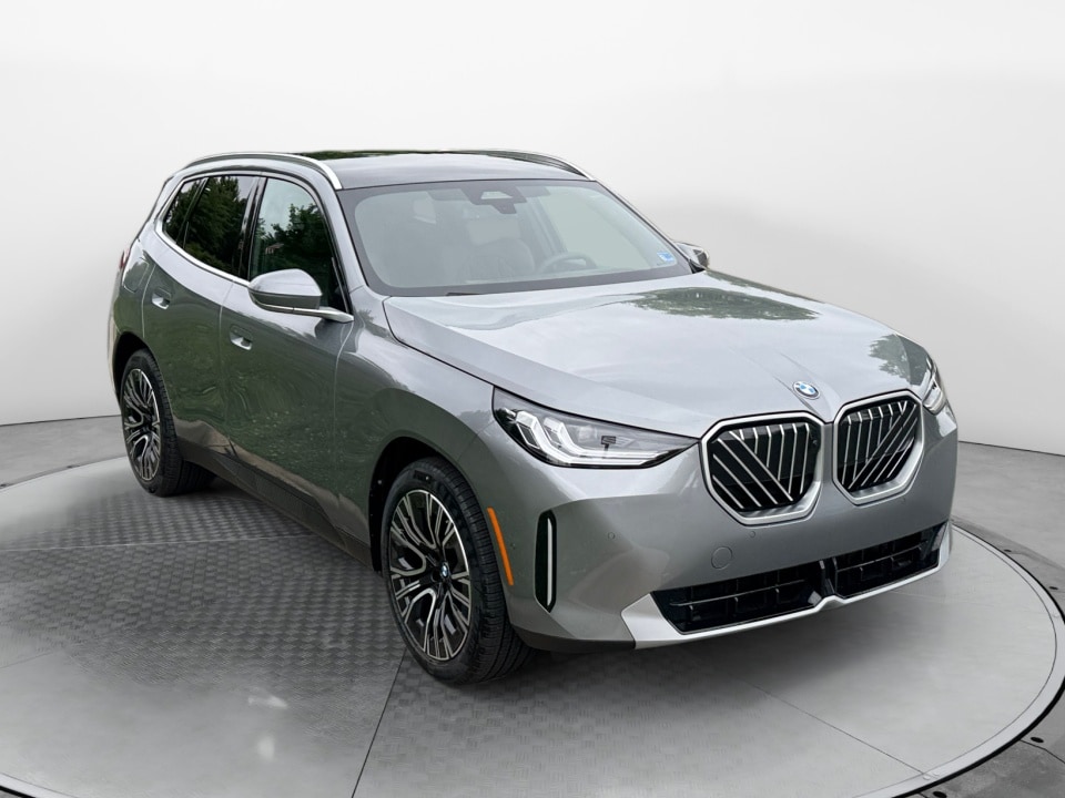 2026 BMW X3 30 XDRIVE's photo