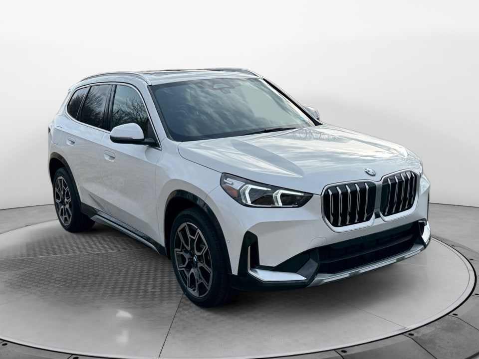 2026 BMW X1 xDrive28i's photo