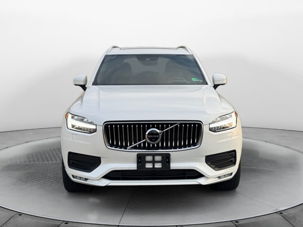 Used 2022 Volvo XC90 T6 AWD Momentum 7 Seater SUV