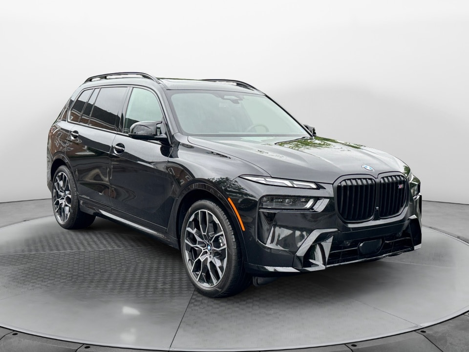 2027 BMW X7 M60i's photo