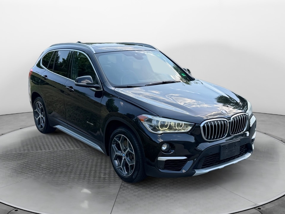 2017 BMW X1 xDrive28i's photo