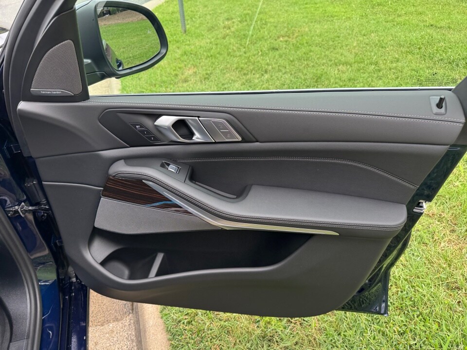 2026 BMW X7 40i - Photo 31