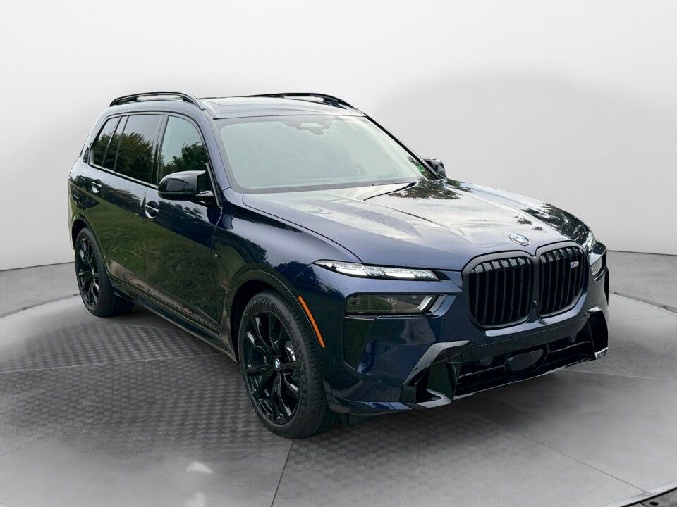 2026 BMW X7 M60i's photo