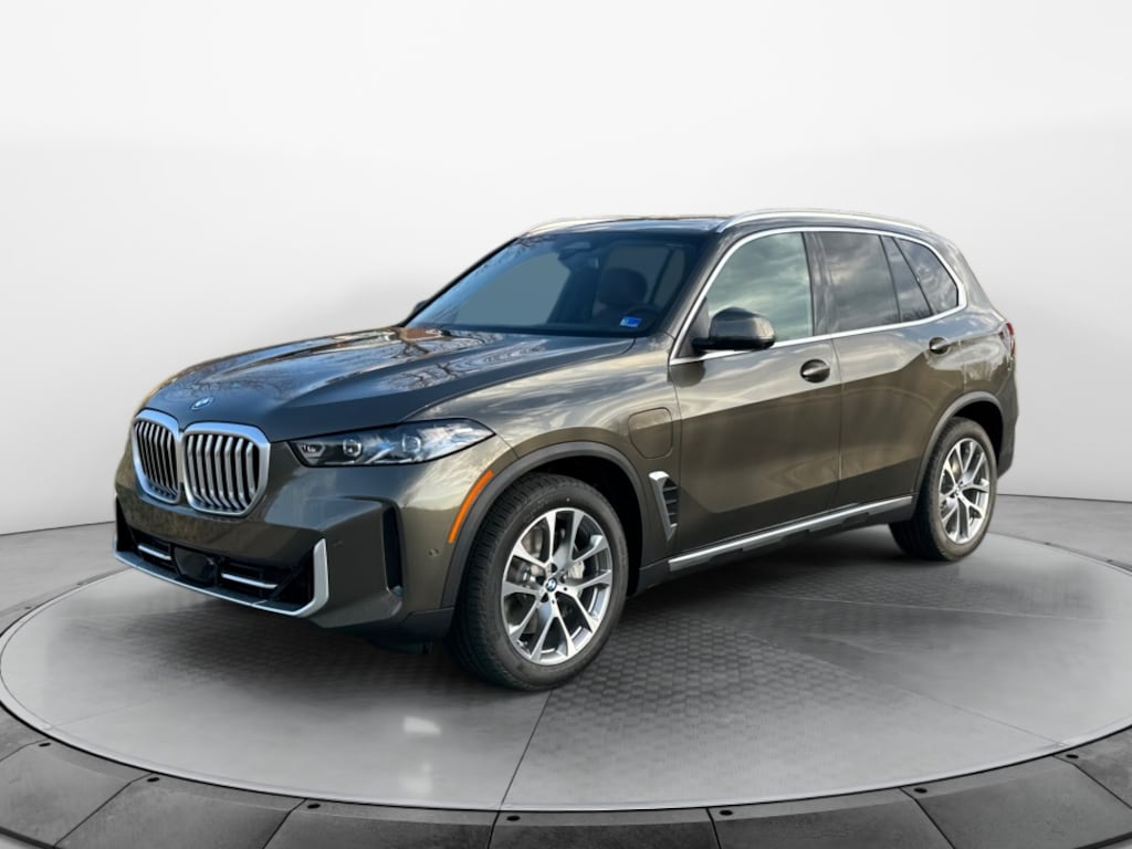 New 2026 BMW X5 PHEV xDrive50e SUV