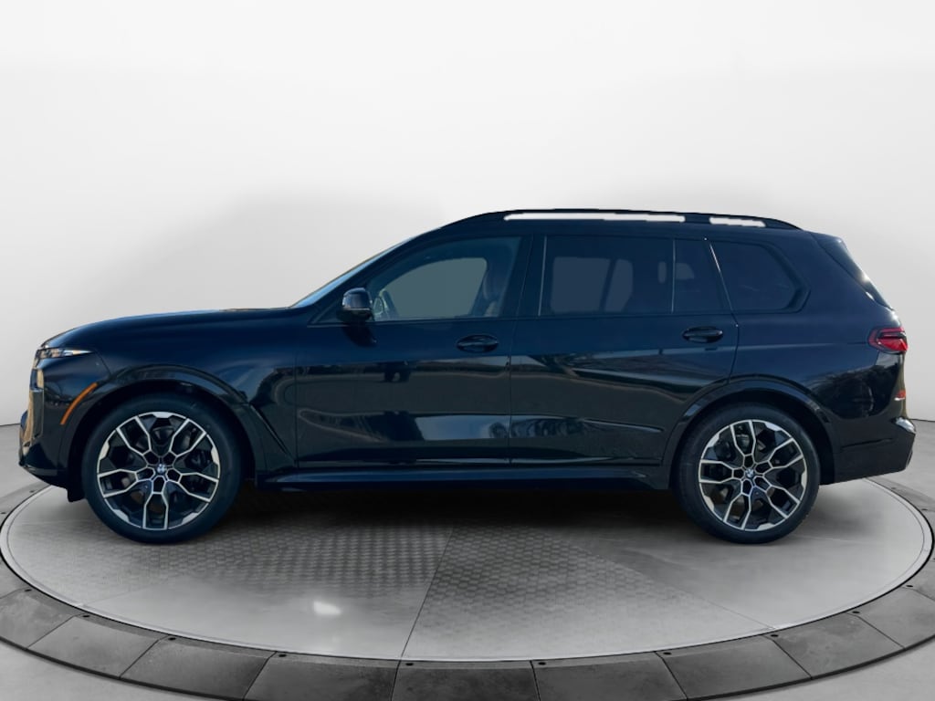 New 2026 BMW X7 xDrive40i SUV